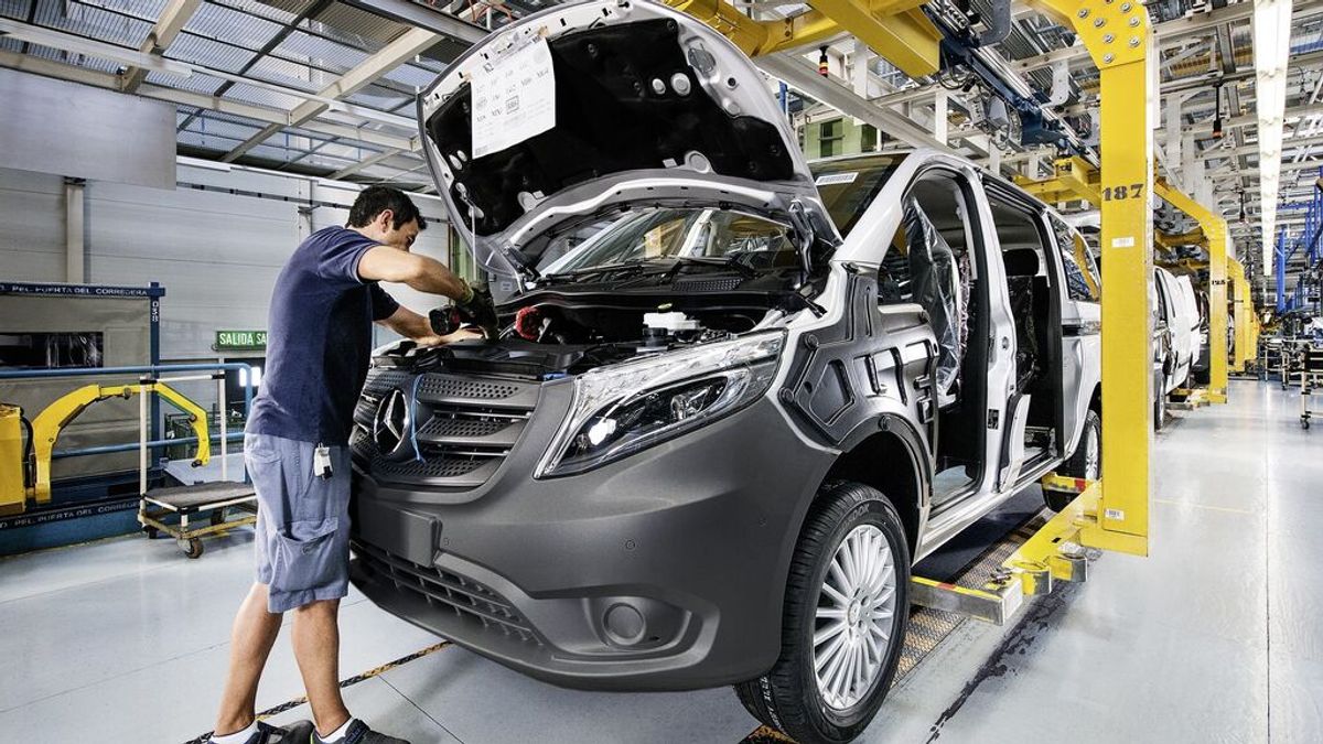 Producción del Mercedes-Benz Vito en la planta de Mercedes-Benz en Vitoria Producción del Mercedes-Benz Vito en la planta de Mercedes-Benz en Vitoria