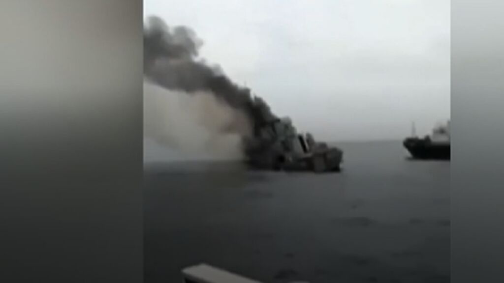 Así es la fragata rusa Makarov que está ardiendo en el Mar Negro