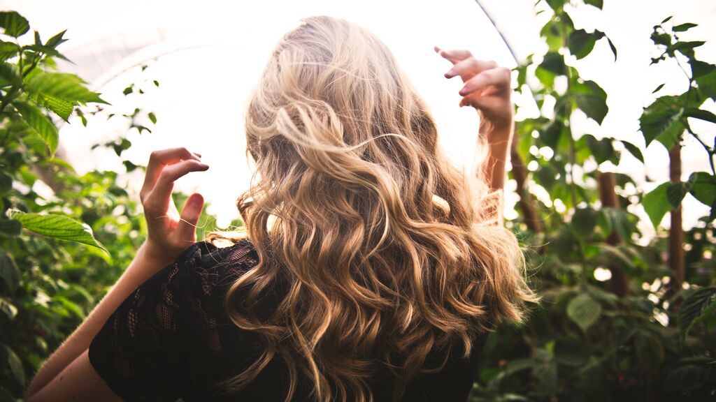 ¿Cuál es la diferencia entre las mechas 'babylights' y 'balayage'?