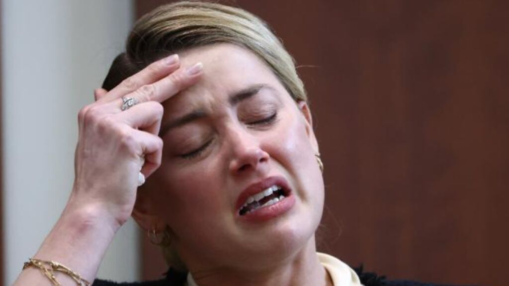 El llanto de Amber Heard y la cara de Johnny Depp ante su brutal testimonio