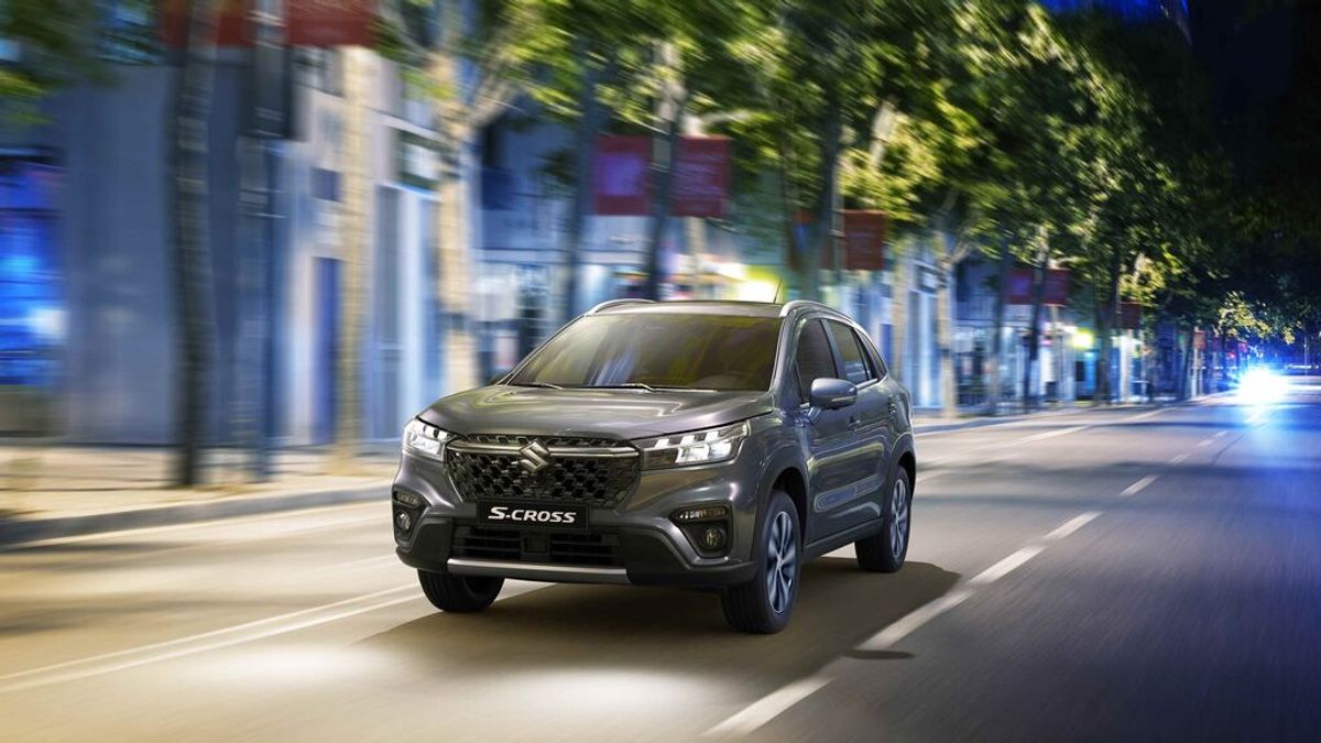 A prueba: Suzuki S-Cross, un híbrido amplio y con tracción total que gusta de viajes y aventuras A prueba: Suzuki S-Cross, un híbrido amplio y con tracción total que gusta de viajes y aventuras