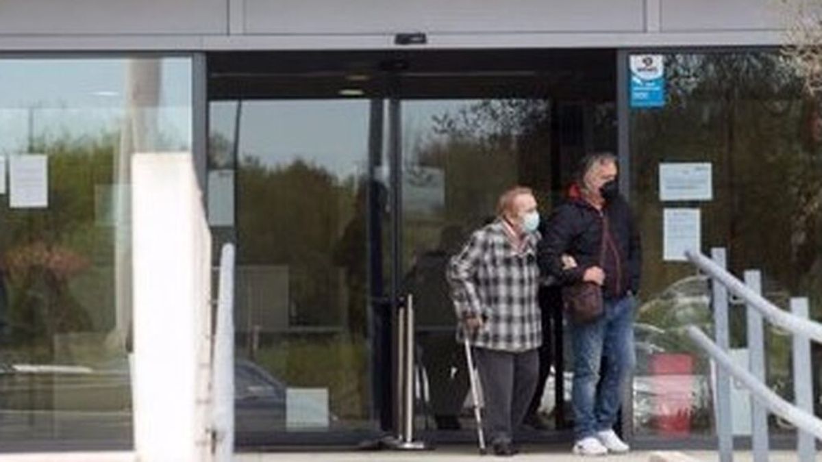 67.000 gallegos tienen una pensión de menos de 500 euros 67.000 gallegos tienen una pensión de menos de 500 euros