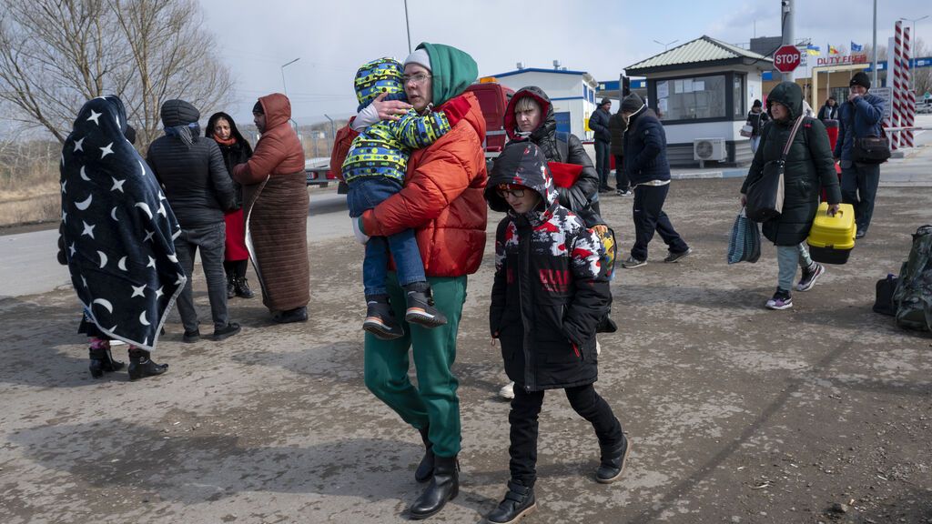 EuropaPress_4320436_17_march_2022_moldova_palanca_ukraine_refugees_cross_into_into_palanca_in