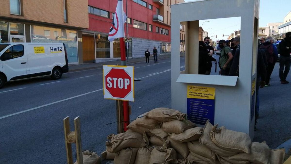 Proclaman el pueblo de Bàscara "territorio liberado" de España dentro de la República catalana Proclaman el pueblo de Bàscara "territorio liberado" de España dentro de la República catalana