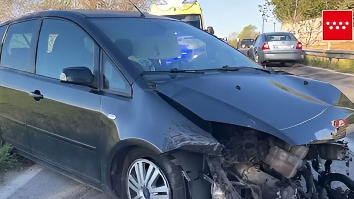Muere un joven de 21 años al salir despedido del coche en el que viajaba en Pozuelo de Alarcón Muere un joven de 21 años al salir despedido del coche en el que viajaba en Pozuelo de Alarcón