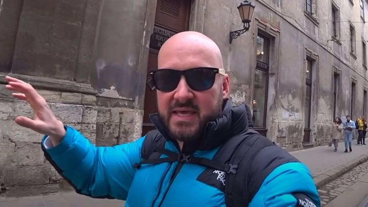 Detenido en el cosmódromo de Baikonur el 'youtuber' británico Benjamin Rich, especializado en viajes Detenido en el cosmódromo de Baikonur el 'youtuber' británico Benjamin Rich, especializado en viajes
