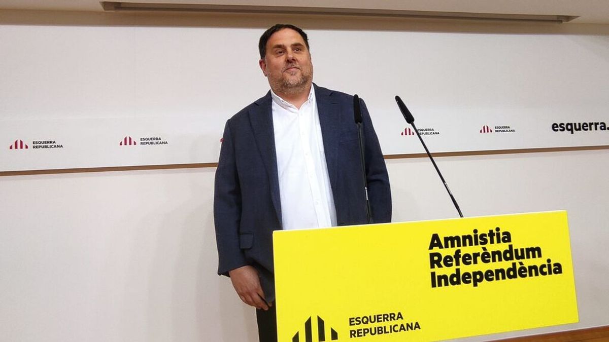 Junqueras 'pincha' al Gobierno: "Nos espían mucho, pero de urnas no pillaron ni una" Junqueras 'pincha' al Gobierno: "Nos espían mucho, pero de urnas no pillaron ni una"