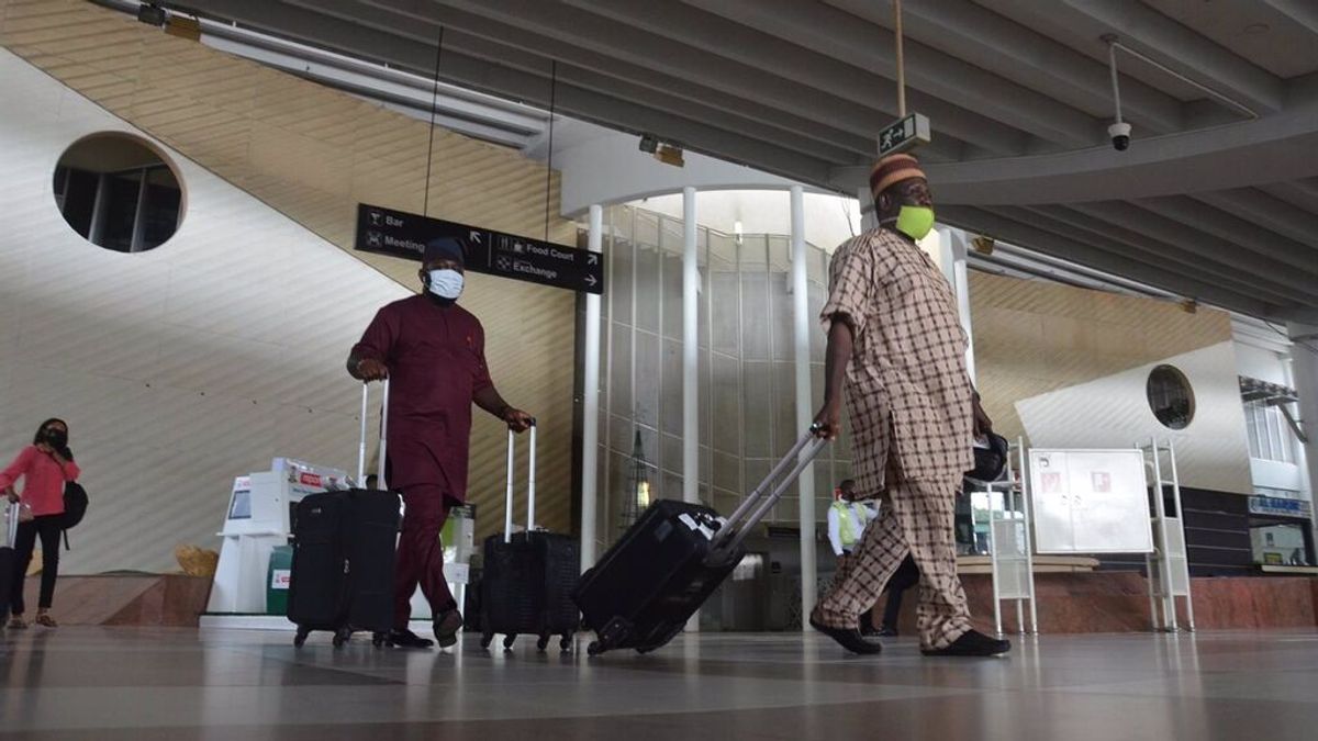 Nigeria comienza a cancelar sus vuelos a partir de este lunes por la subida del precio del combustible