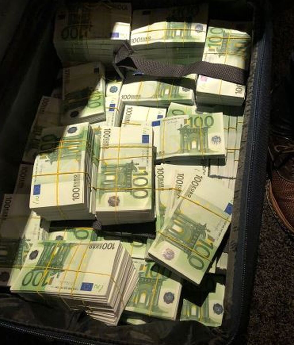 WhatsApp Image 2022-05-06 at 5.20.23 PM (1)