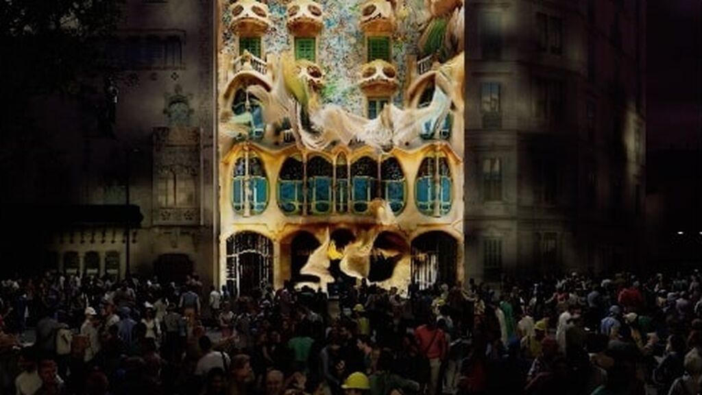 Mapping sobre la fachada de la Casa Batlló