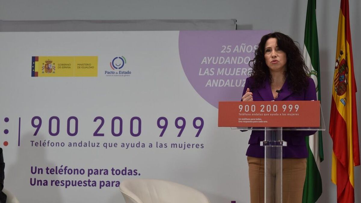 El teléfono andaluz de atención a las mujeres roza las 40.000 llamadas en 2021, un millar más que en 2020 El teléfono andaluz de atención a las mujeres roza las 40.000 llamadas en 2021, un millar más que en 2020