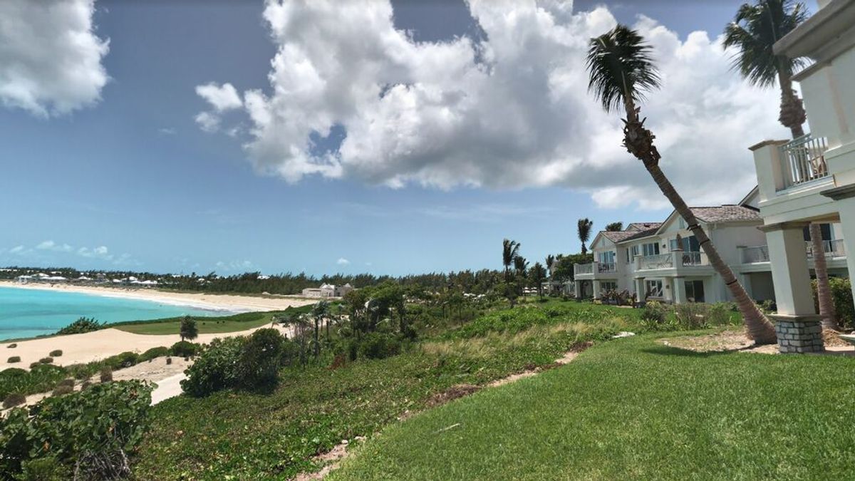 Tres turistas estadounidenses hallados muertos en un hotel de Bahamas Tres turistas estadounidenses hallados muertos en un hotel de Bahamas
