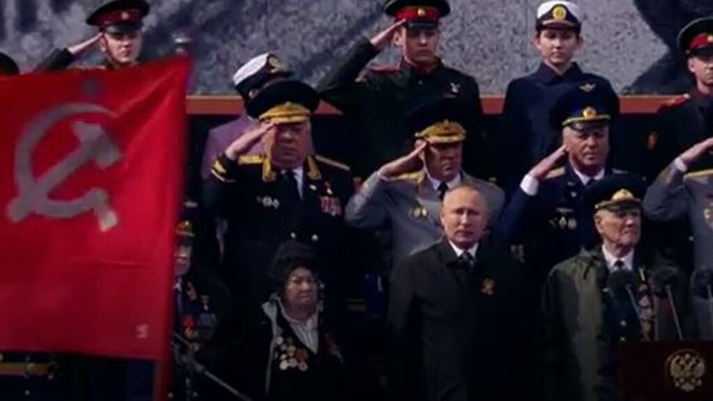 Putin preside el desfile de la Victoria
