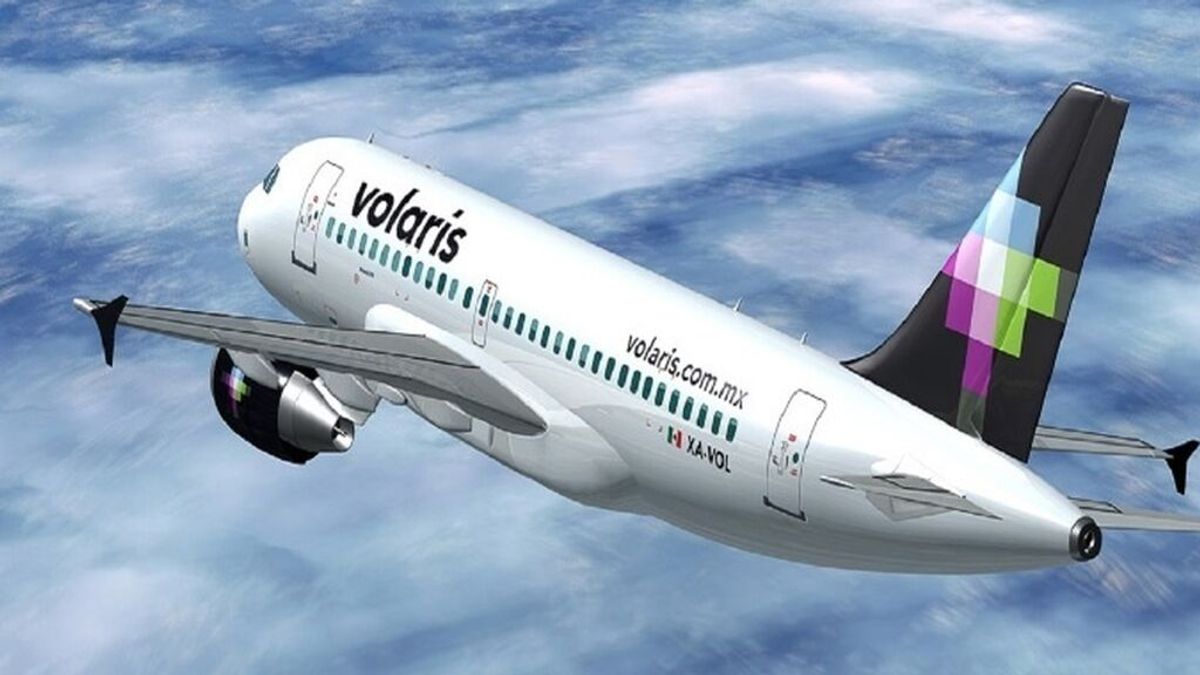 Un avión aborta el aterrizaje a última hora para no estrellarse con otro en Ciudad de México Un avión aborta el aterrizaje a última hora para no estrellarse con otro en Ciudad de México