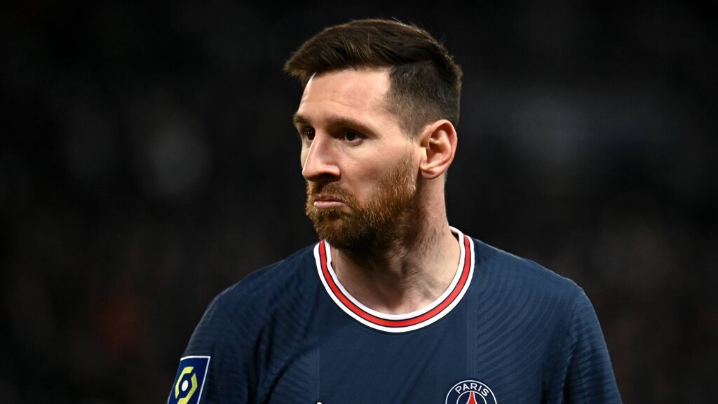 Messi, un palo tras otro: récord y azote de la afición del PSG con nuevos pitos