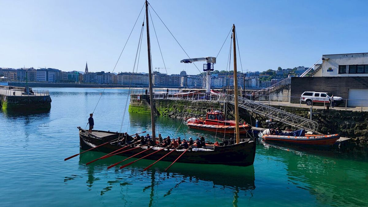 Elkano Itsas Herria, la travesía cultural que recorrerá en un barco del siglo XVIII la costa vasca hasta septiembre Elkano Itsas Herria, la travesía cultural que recorrerá en un barco del siglo XVIII la costa vasca hasta septiembre