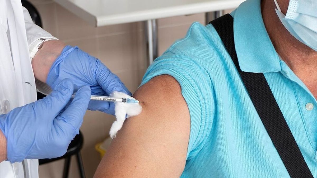 La vacuna del coronavirus es más eficaz si se inyectan todas sus dosis en un mismo brazo, según un estudio