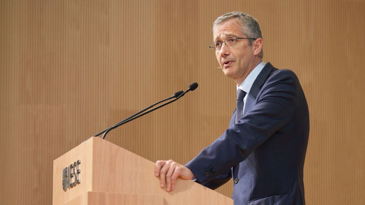 El BdE alerta del doble riesgo para los hogares vulnerables por la subida de la energía y los tipos de interés El BdE alerta del doble riesgo para los hogares vulnerables por la subida de la energía y los tipos de interés