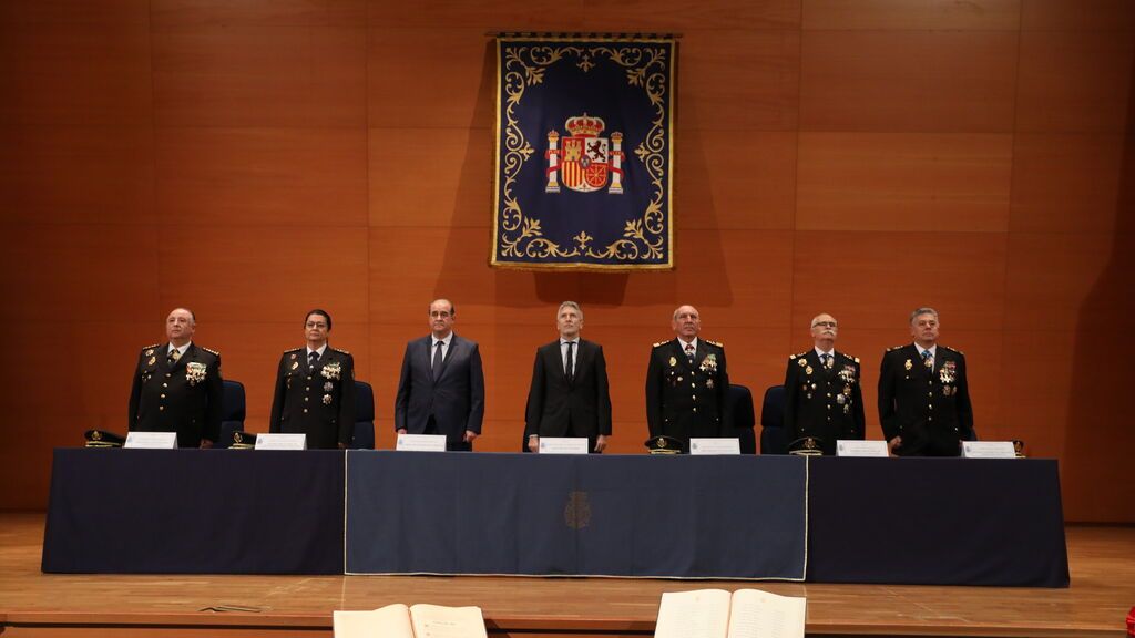 La Audiencia retira las medallas al comisario que investigó a Villarejo y otros tres mandos
