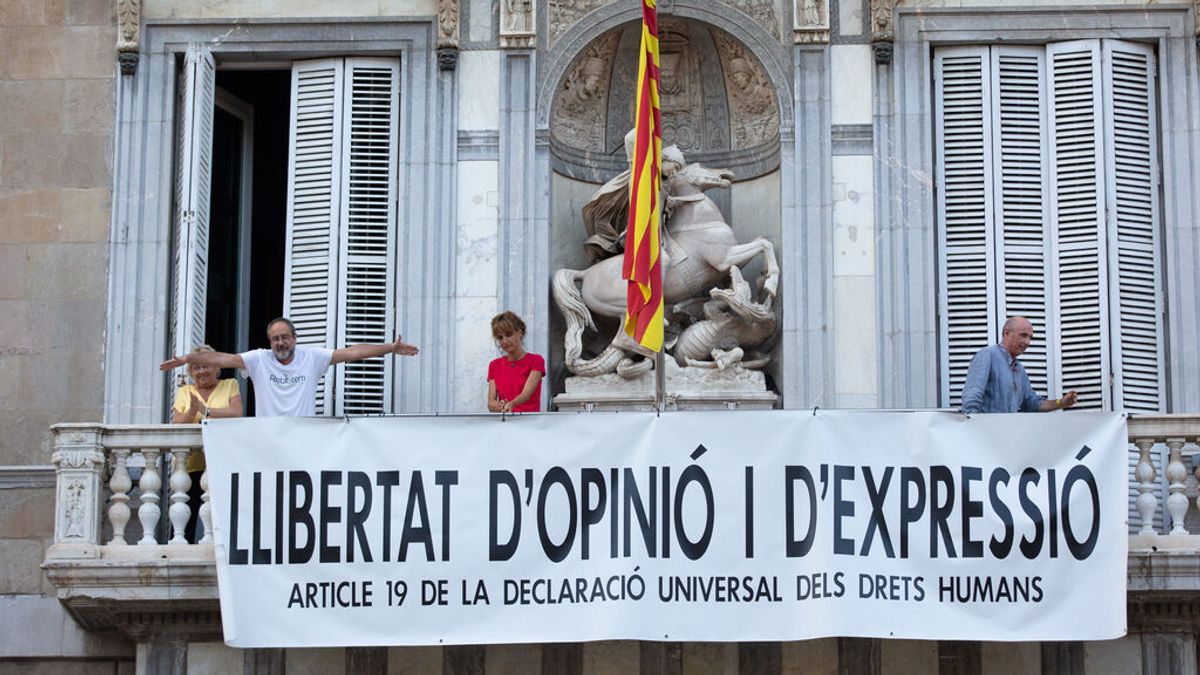 Segunda condena para Torra por no retirar símbolos independentistas: 15 meses de inhabilitación Segunda condena para Torra por no retirar símbolos independentistas: 15 meses de inhabilitación