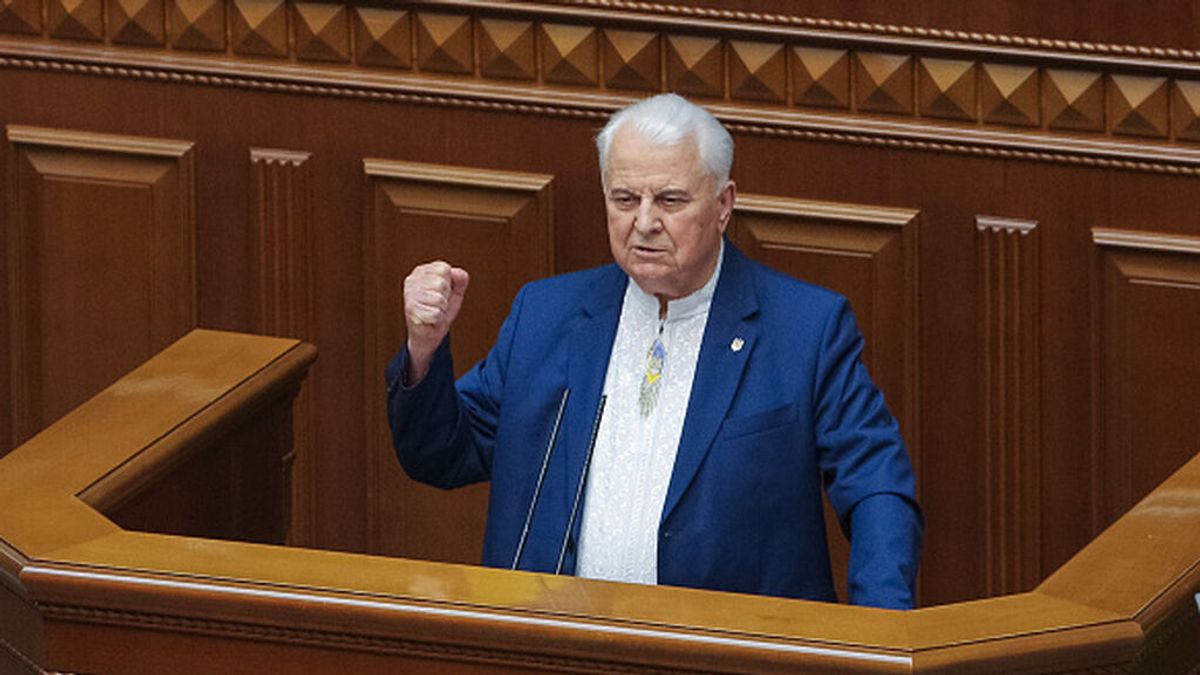 Zelenski recuerda a Leonid Kavchuk, el primer presidente de Ucrania, que ha fallecido este martes Zelenski recuerda a Leonid Kavchuk, el primer presidente de Ucrania, que ha fallecido este martes