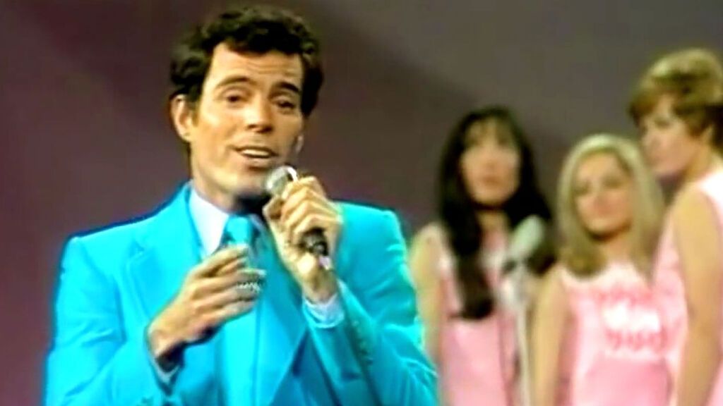 Julio Iglesias también formó parte del certamen.