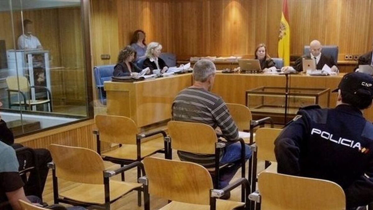 El Constitucional rechaza revisar la sentencia del etarra Igor Portu por el atentado de la T4 en Barajas El Constitucional rechaza revisar la sentencia del etarra Igor Portu por el atentado de la T4 en Barajas