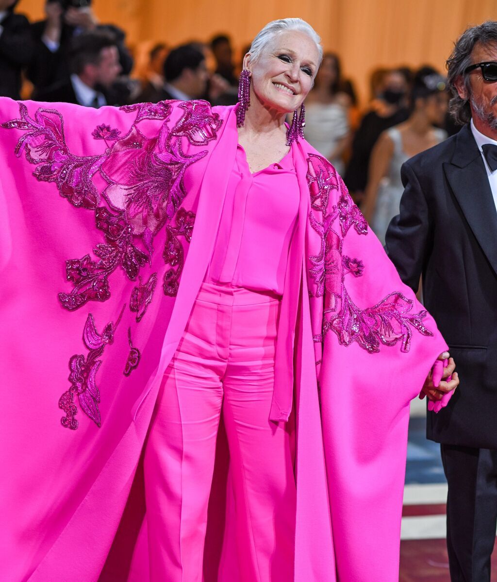 Glenn Close en la alfombra roja de la Gala MET 2022.