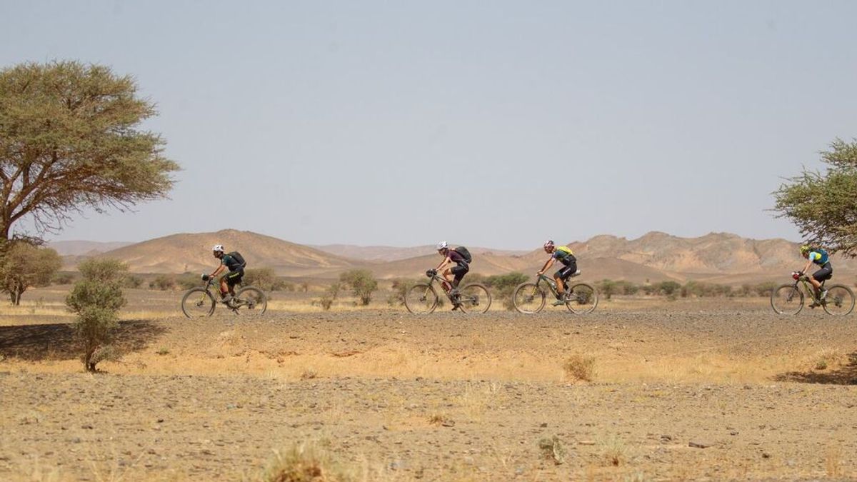 Titan Desert, pedalear por el desierto de Sáhara al límite de las fuerzas