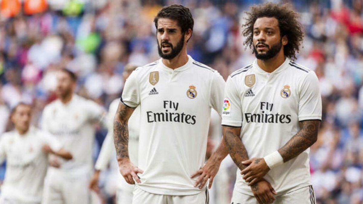 Isco felicita a Marcelo y se hace viral: "Me ha costado encontrar una foto de cuando jugábamos" Isco felicita a Marcelo y se hace viral: "Me ha costado encontrar una foto de cuando jugábamos"