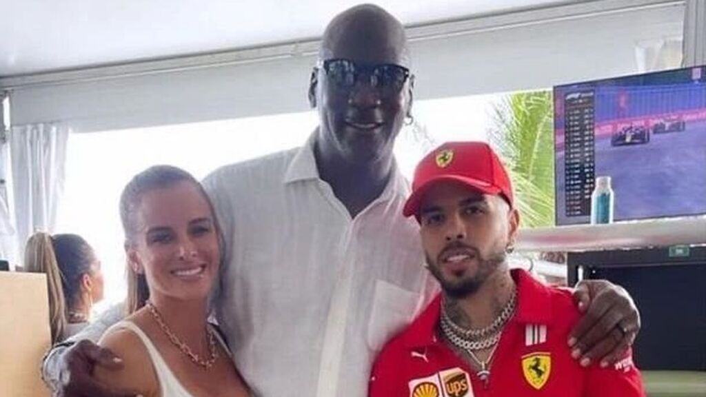 Rauw Alejandro agradeció a la mujer de Michael Jordan por hacerlo escuchar su música