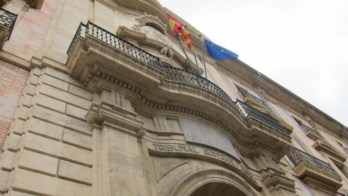 La Justicia desestima el recurso del PP contra el cambio de denominación exclusiva en valenciano de Castelló de la Plana La Justicia desestima el recurso del PP contra el cambio de denominación exclusiva en valenciano de Castelló de la Plana