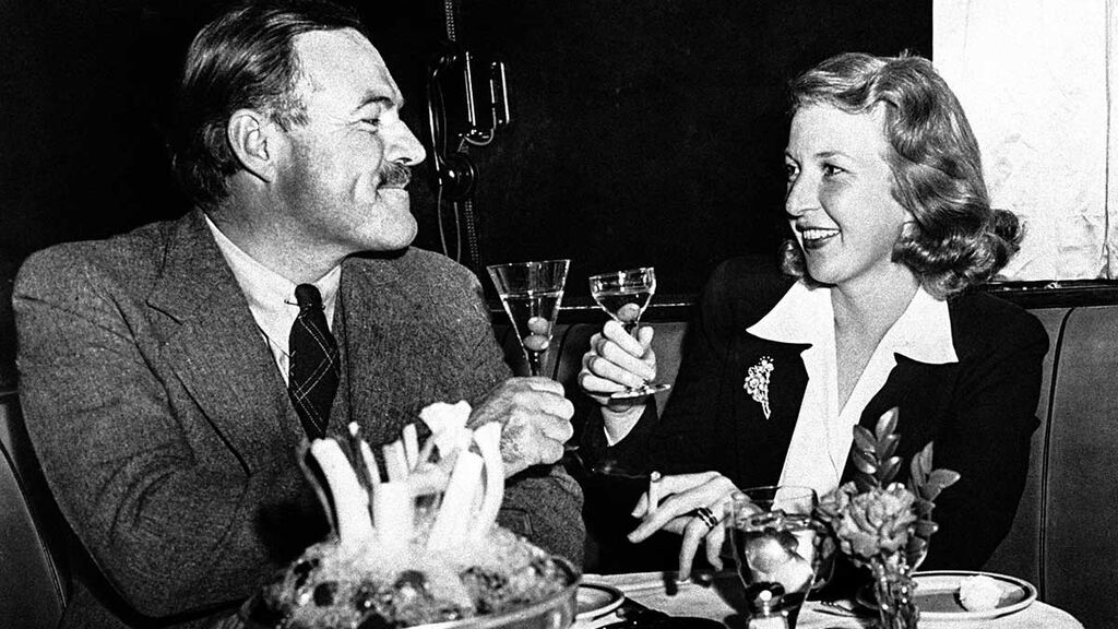 Ernest Hemingway reversionó una bebida típica de los trabajadores cubanos de las minas y lo convirtió en un cóctel famoso. Así nació el Daiquirí.