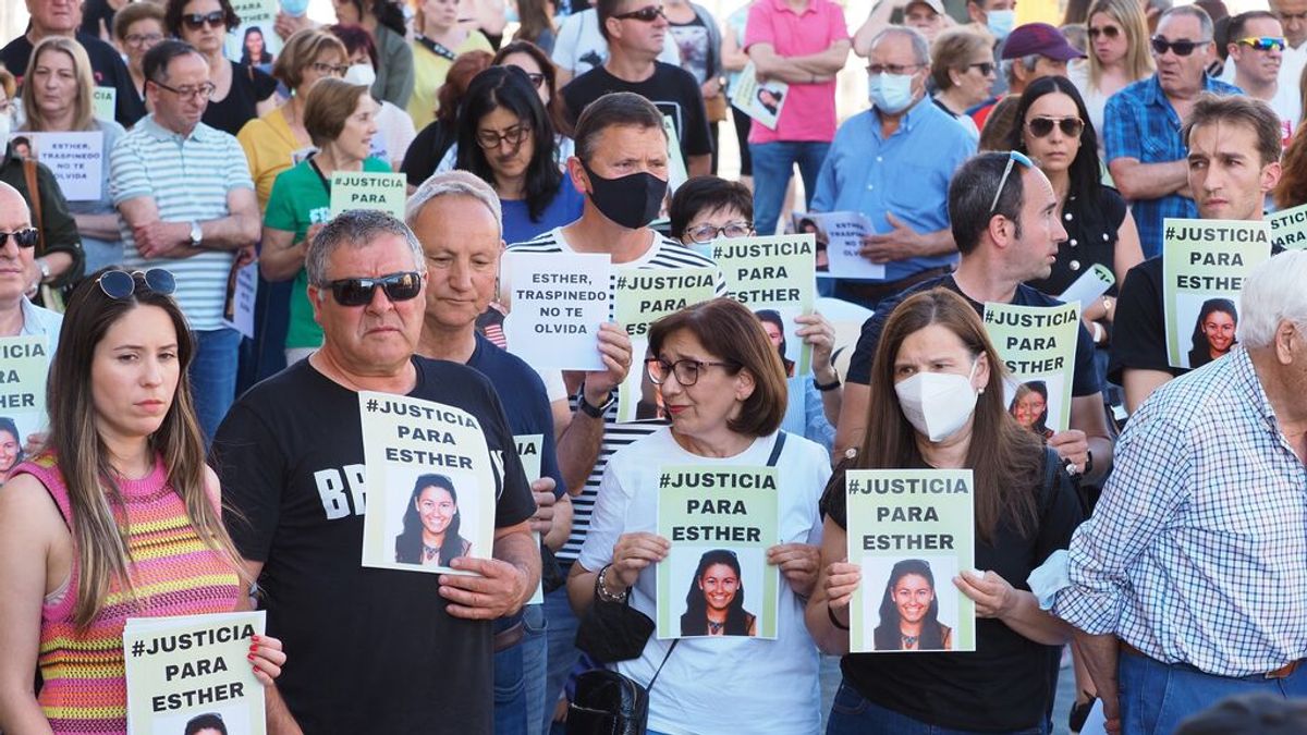 Los vecinos de Traspinedo se vuelven a echar a la calle para apoyar a la familia de Esther López Los vecinos de Traspinedo se vuelven a echar a la calle para apoyar a la familia de Esther López