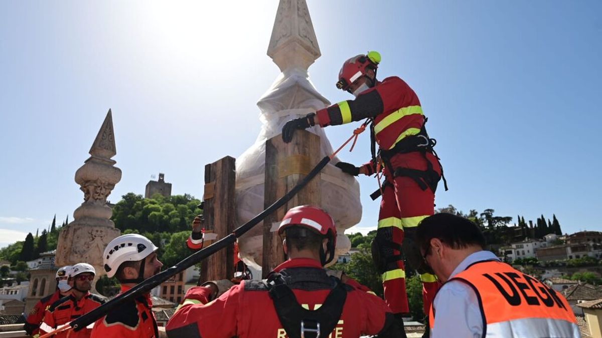 Así aprenden las unidades de emergencia a proteger el patrimonio en caso de un terremoto en Granada Así aprenden las unidades de emergencia a proteger el patrimonio en caso de un terremoto en Granada