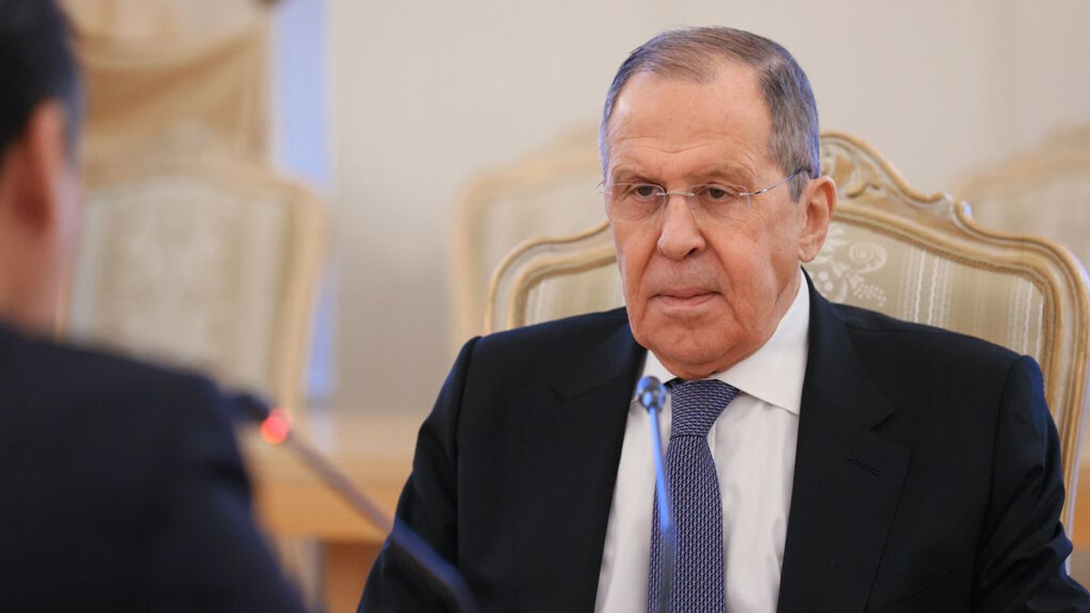 Lavrov advierte a Occidente de "consecuencias" por la "guerra híbrida total" contra Rusia