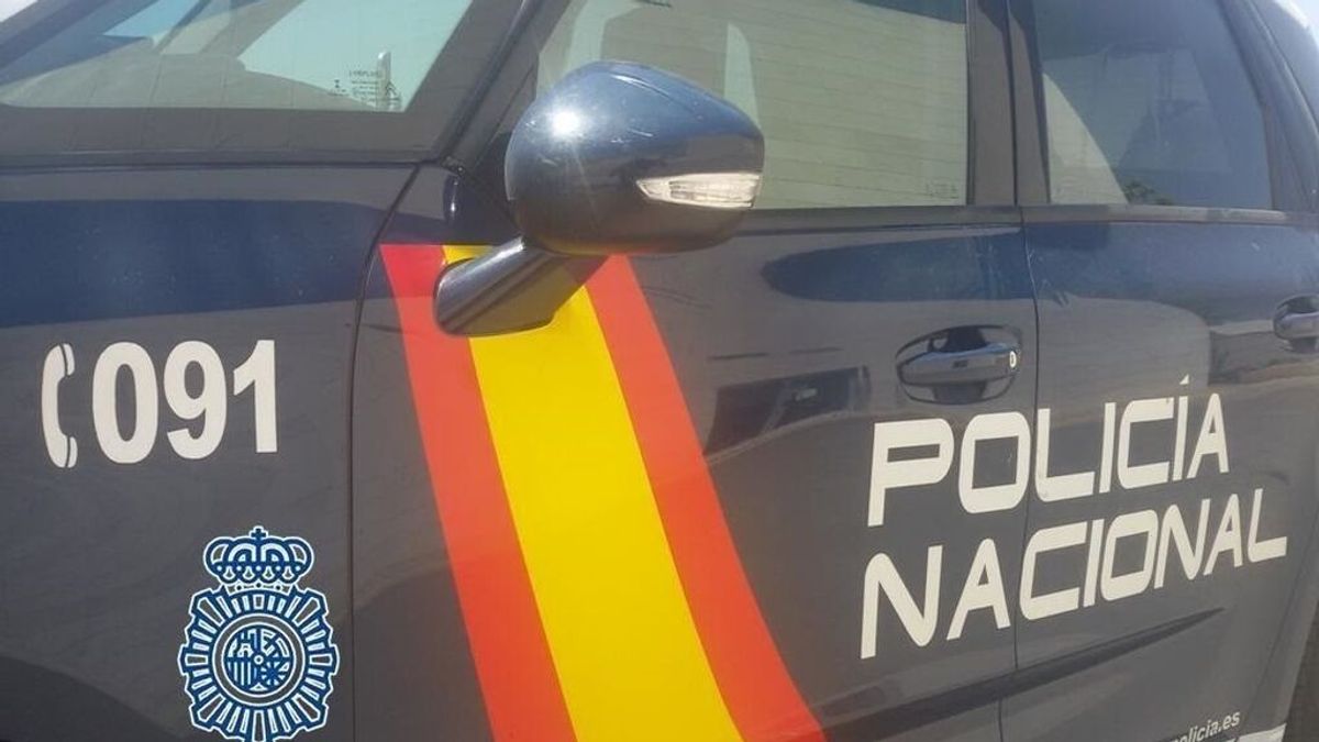 Detienen a un hombre de 43 años por masturbarse delante de menores frente a un colegio en Palma Detienen a un hombre de 43 años por masturbarse delante de menores frente a un colegio en Palma