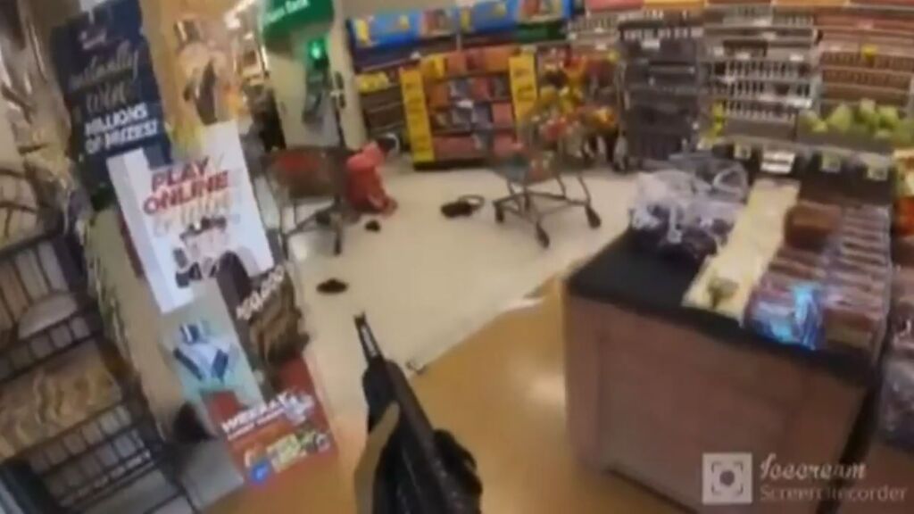 Un joven supremacista blanco mata a tiros a diez personas en un supermercado de Búfalo, EEUU