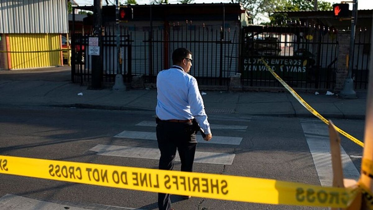 Al menos dos muertos y tres heridos en un tiroteo en un mercadillo de Houston, Estados Unidos Al menos dos muertos y tres heridos en un tiroteo en un mercadillo de Houston, Estados Unidos