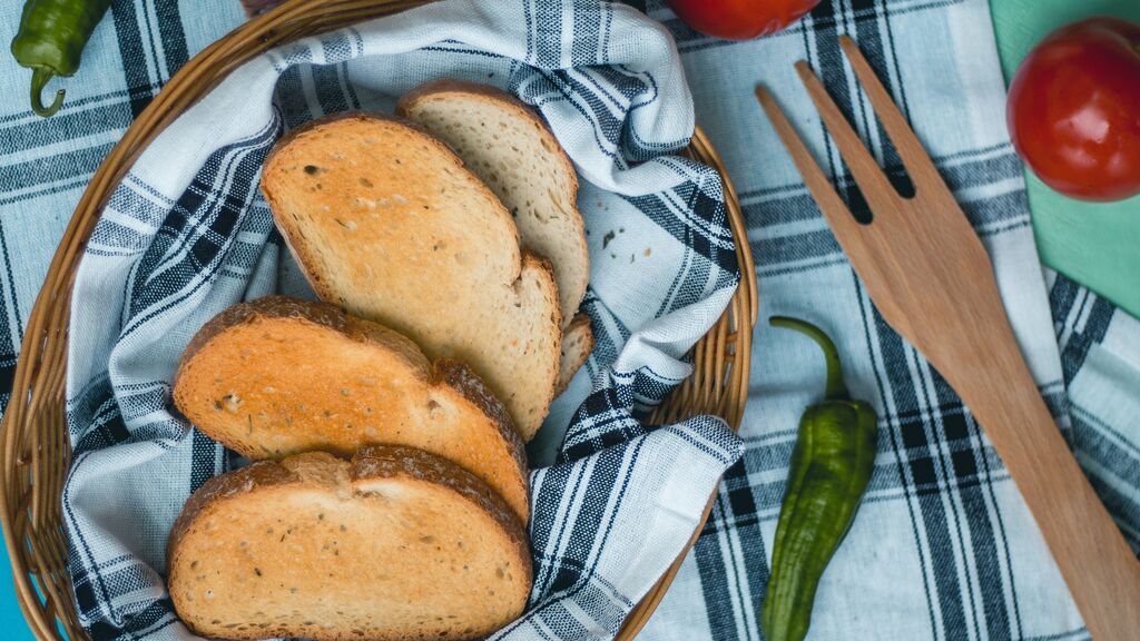 Cuál es la diferencia calórica entre una tostada de mantequilla y una de aceite