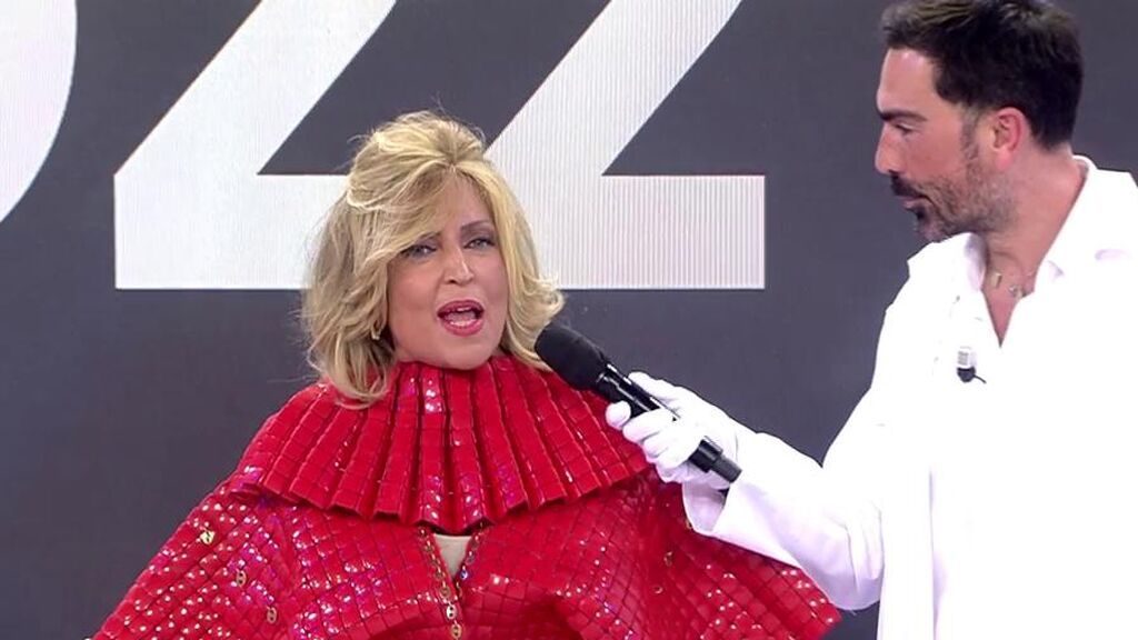 Lydia Lozano se convierte en modelo de alta costura con un espectacular diseño de Pacho Rabanne: "Me siento impresionante"