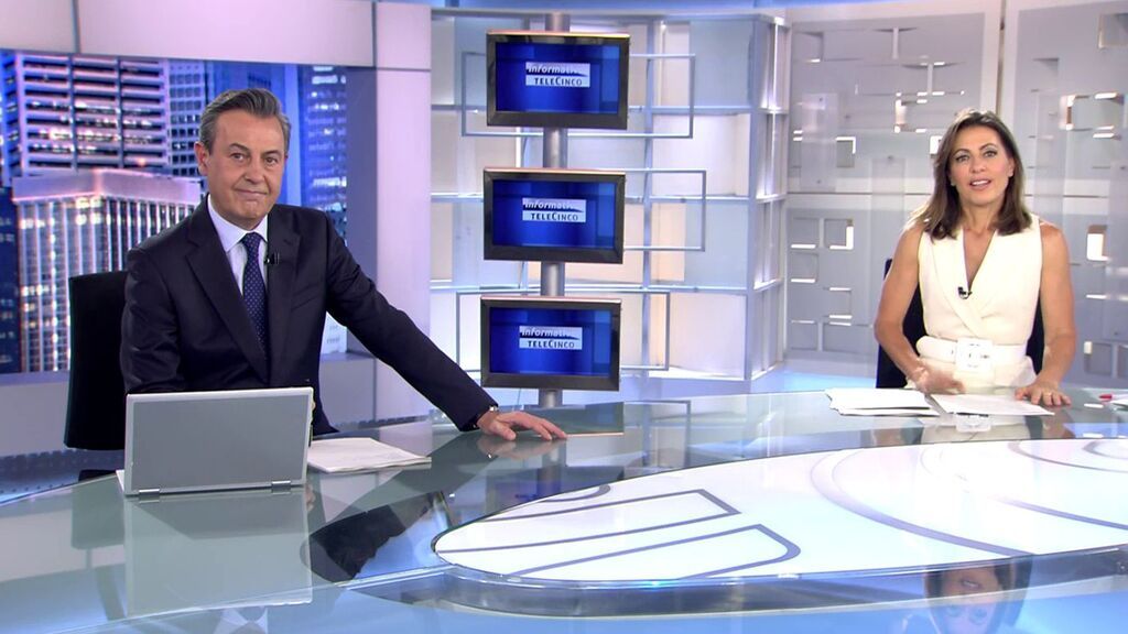 Con José Ribagorda y Ángeles Blanco Informativos Telecinco 2022 Noche 14/05/2022