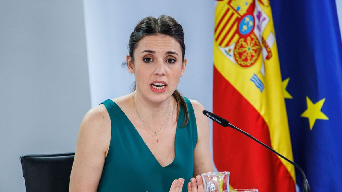 El largo camino que le que queda a las bajas por reglas dolorosas El largo camino que le que queda a las bajas por reglas dolorosas