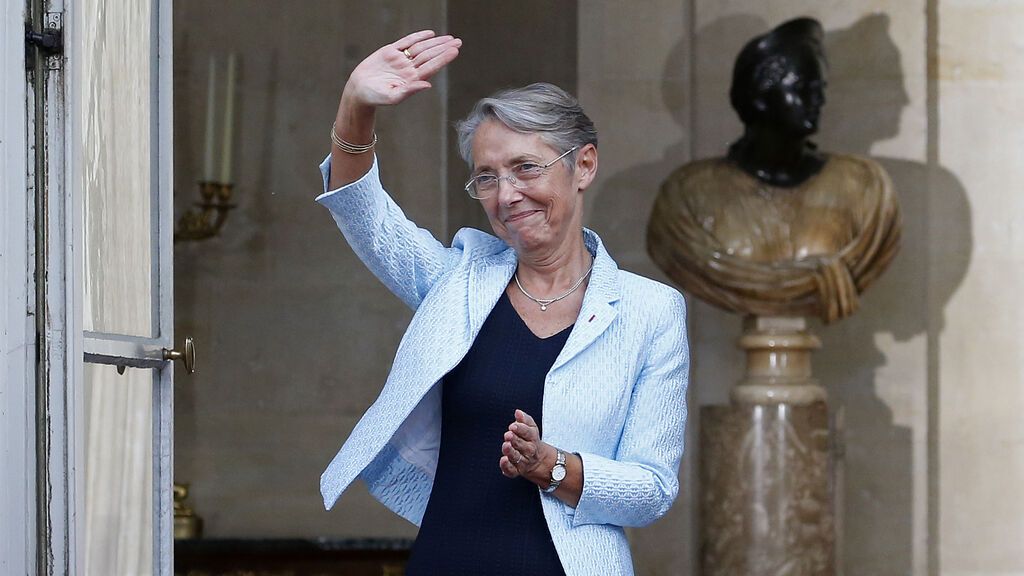 Élisabeth Borne, la ingeniera "adicta al trabajo" que se ha convertido en primera ministra de Francia
