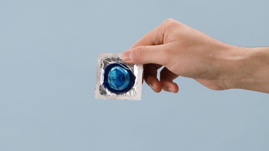 Hay que usar el preservativo para practicar sexo oral