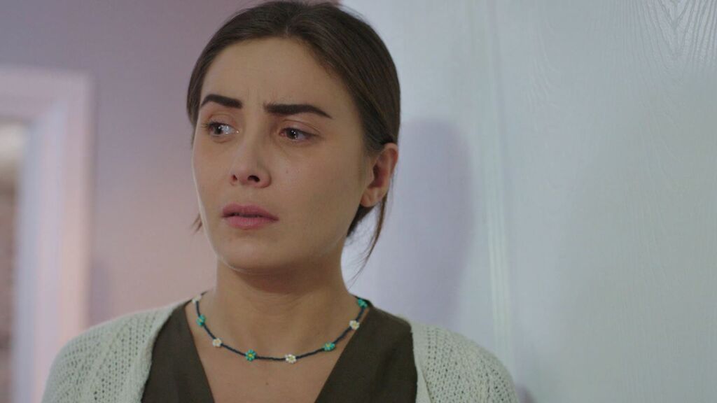 Songül promete a Nazli con un vecino