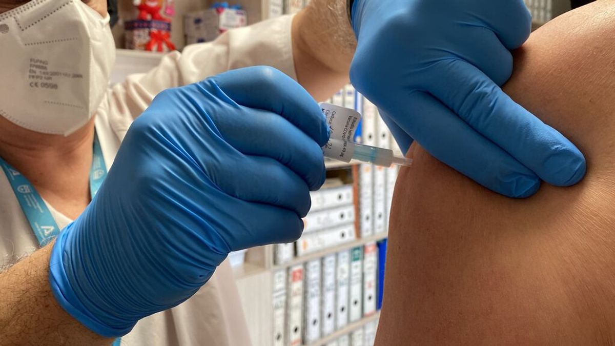 La española Hipra inicia el ensayo clínico de vacuna anticovid en inmunodeprimidos
