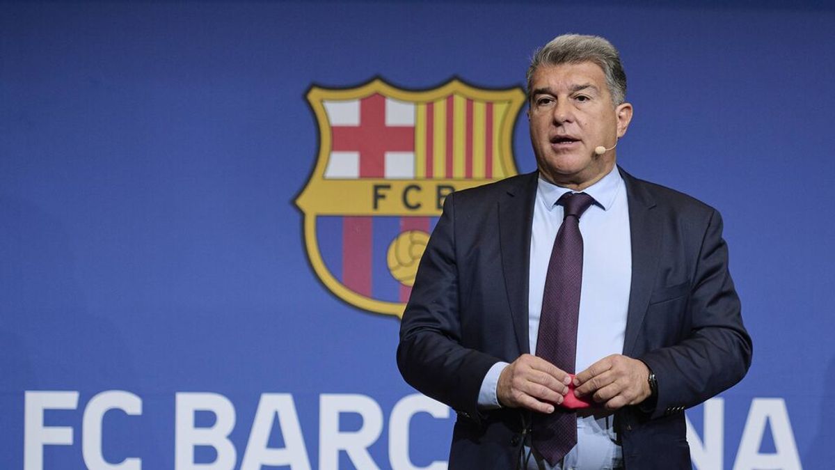 Laporta promete reflotar el club económicamente, pero no habrá “desenfreno” en los fichajes Laporta promete reflotar el club económicamente, pero no habrá “desenfreno” en los fichajes