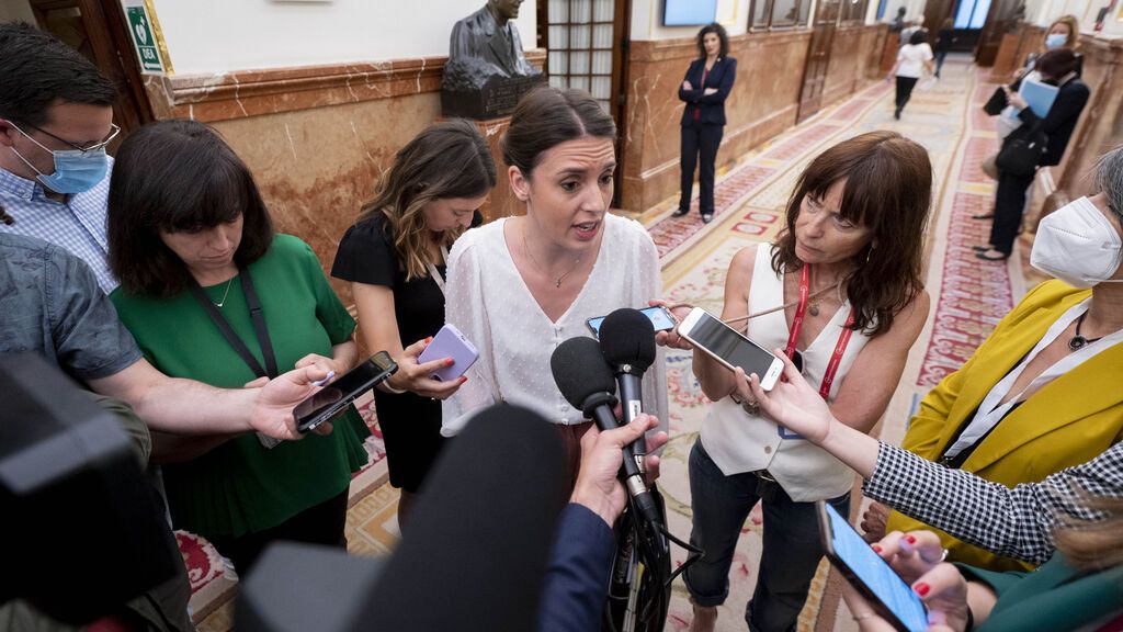 Los socialistas reculan para que se apruebe la ley del 'solo sí es sí'