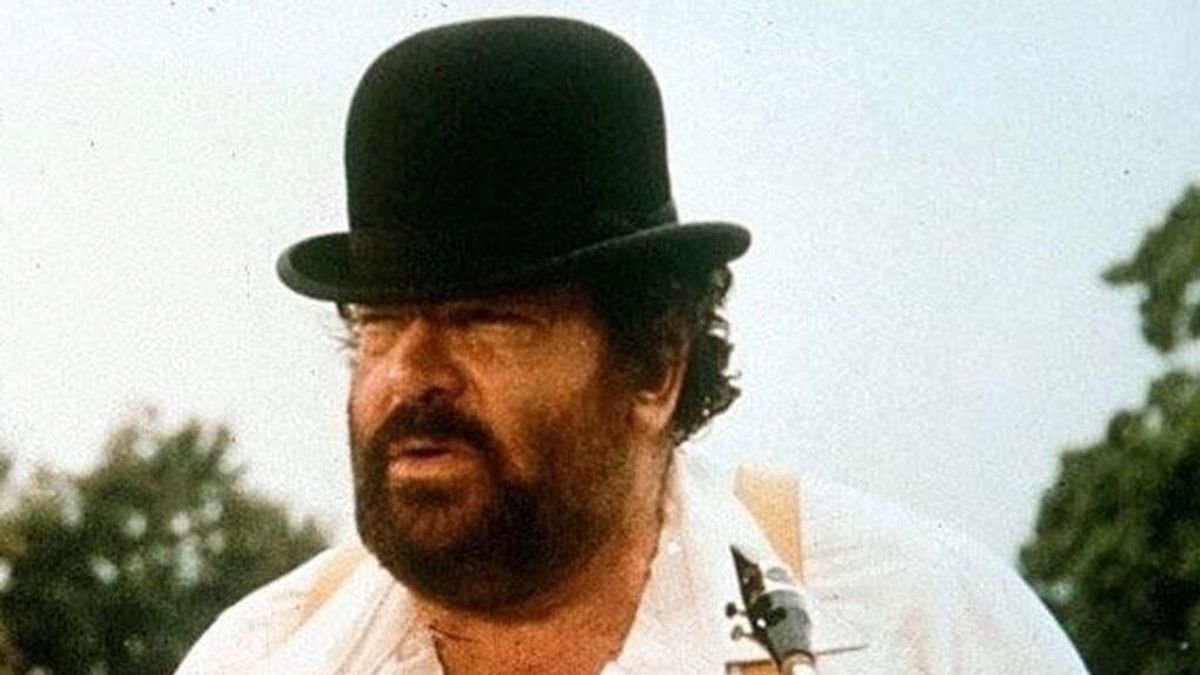 Bud Spencer obtiene el premio 'Leone in Memoriam' en el Almería Western Film Festival Bud Spencer obtiene el premio 'Leone in Memoriam' en el Almería Western Film Festival